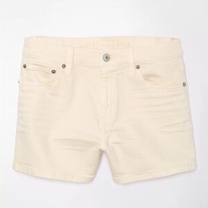 American Eagle Cream Shorts
